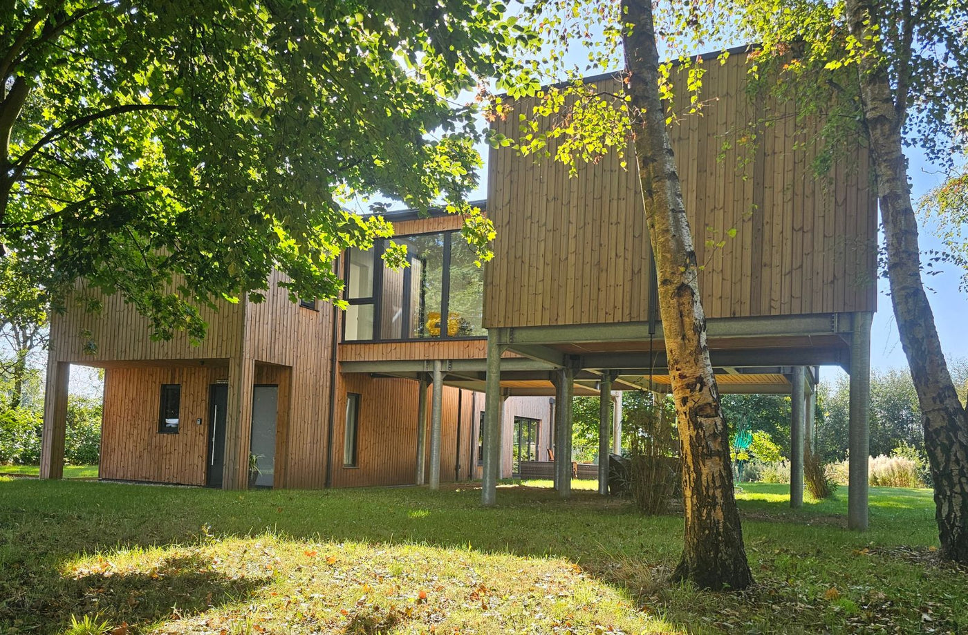 Grand Designs project with iHelios smart room-by-room infrared heating.